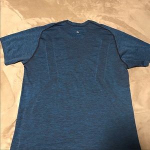 Men’s Blue Lululemon T-Shirt XL